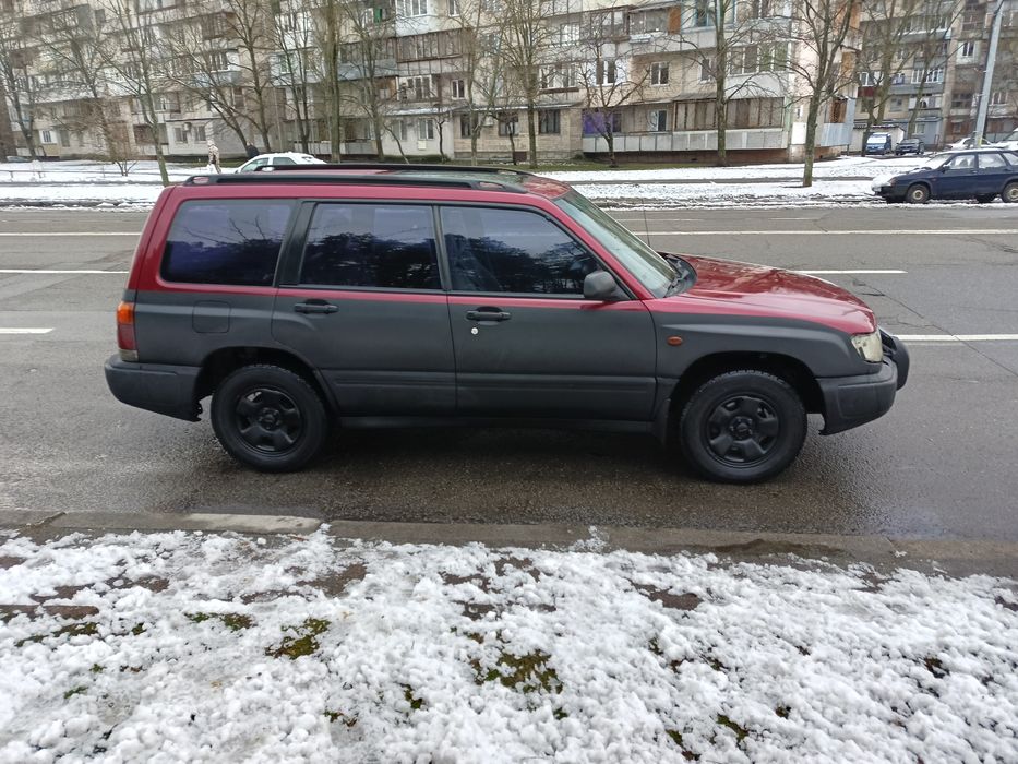 Продам машину "Subaru Forester"