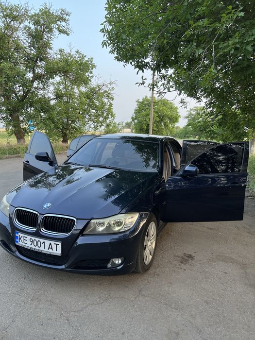 BMW 318i 2008 год