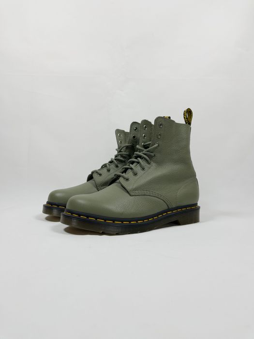 Dr. Martens 1460 Pascal Muted Olive Virginia