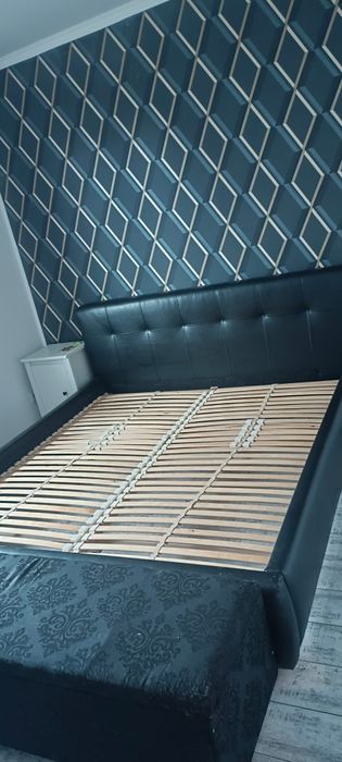 Łóżko sypialniane