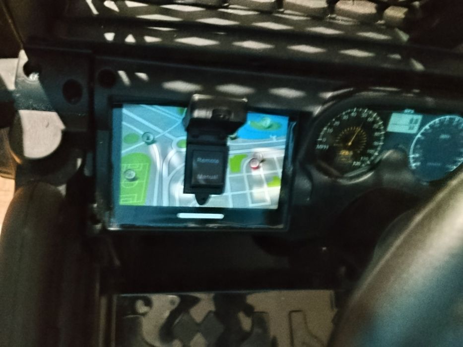 Carro elétrico criança c/ bateria 12V