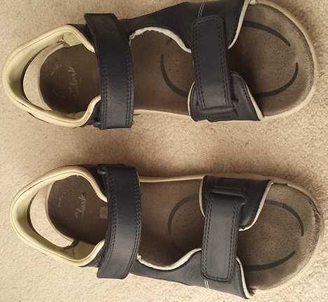 Clarks – Wygodne sportowe sandały chłopięce – rozm. 37