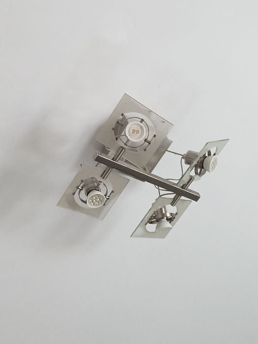 Candeeiro de tecto LED