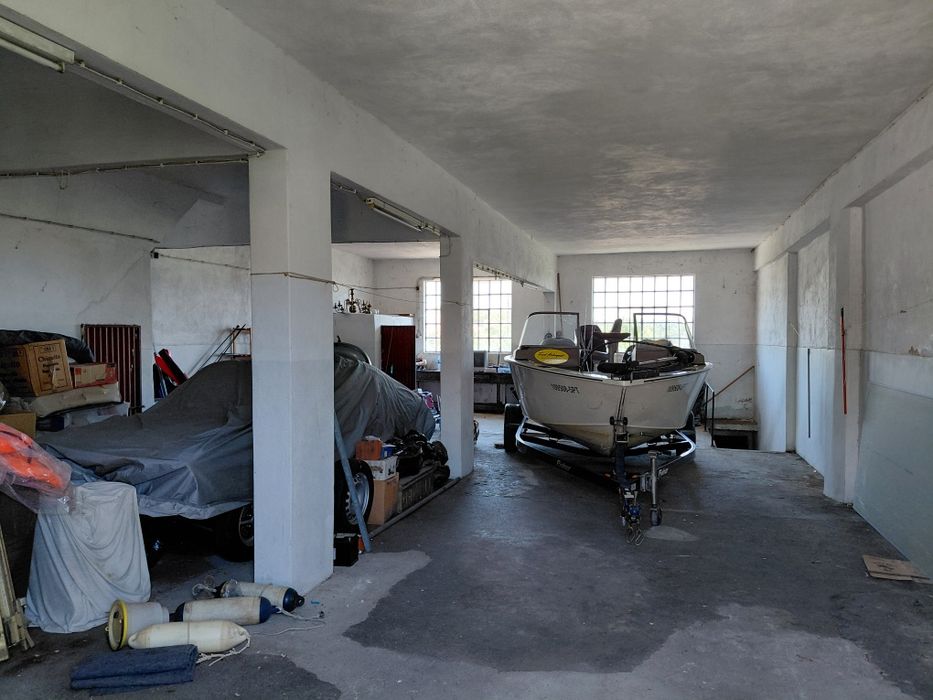 Fração A ( Garagem , Anexo, Quintal)