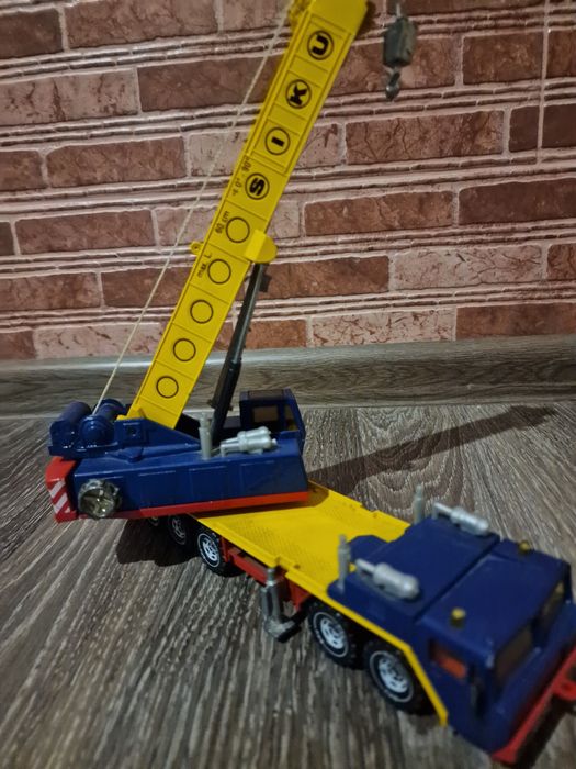 Гідравлічний кран Siku 4010 GERMANY