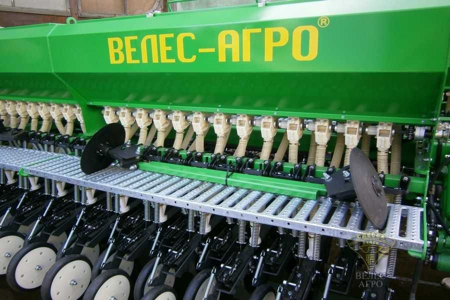 Сівалка СЗМ-4м НІКА з гідравлічним транспортним пристроєм Велес Агро