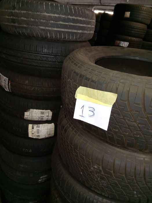 Pneus usados e novos