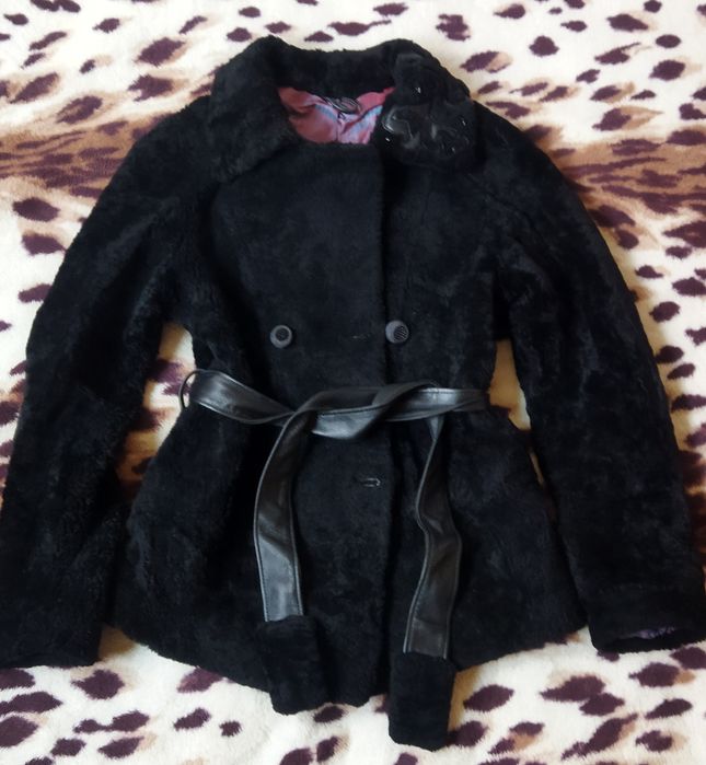 Жіночий натуральний  полушубок з мутону