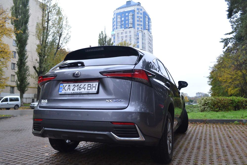 Lexus nx 300h 2018 Відмінний стан