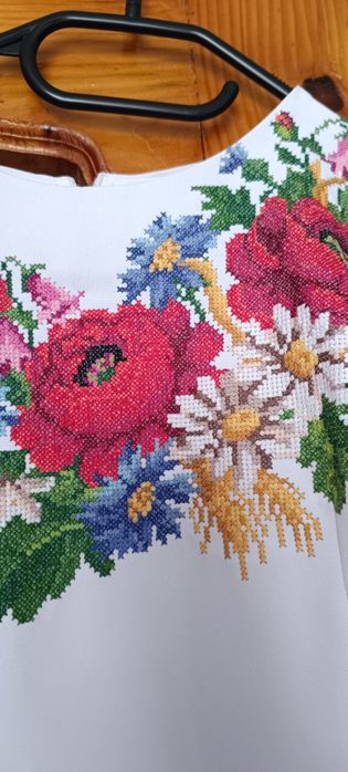 Сукня вишита,машина вишивка