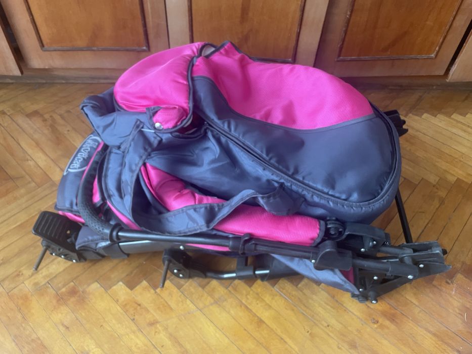 Продам дитячу каляску нову