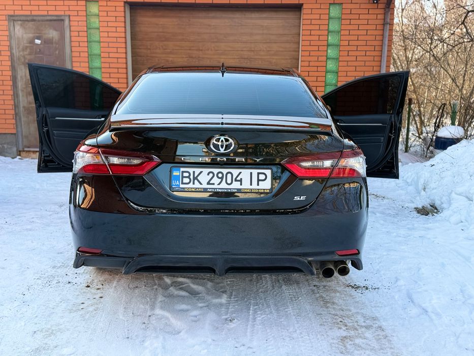 Тойота Камри 75 2022 рік