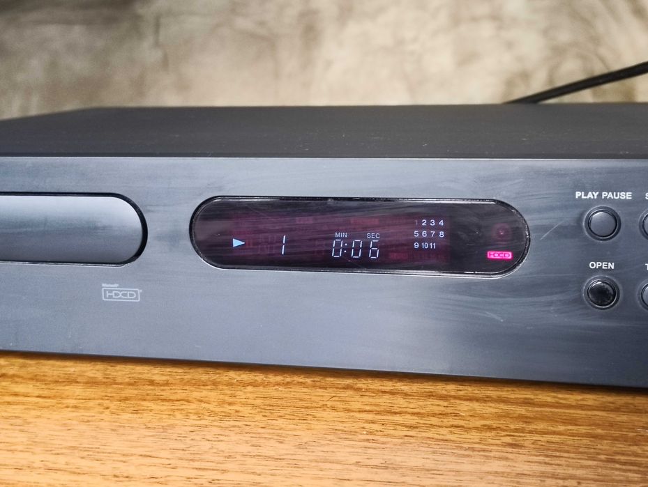 Програвач CD NAD c 542 темно-сірий