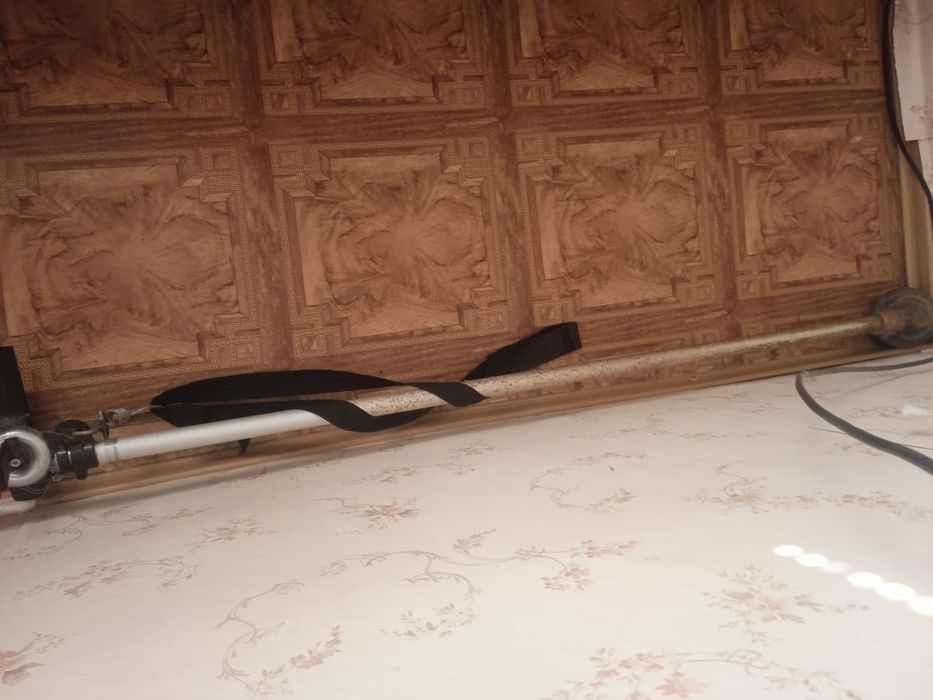 Продам электрокосу.