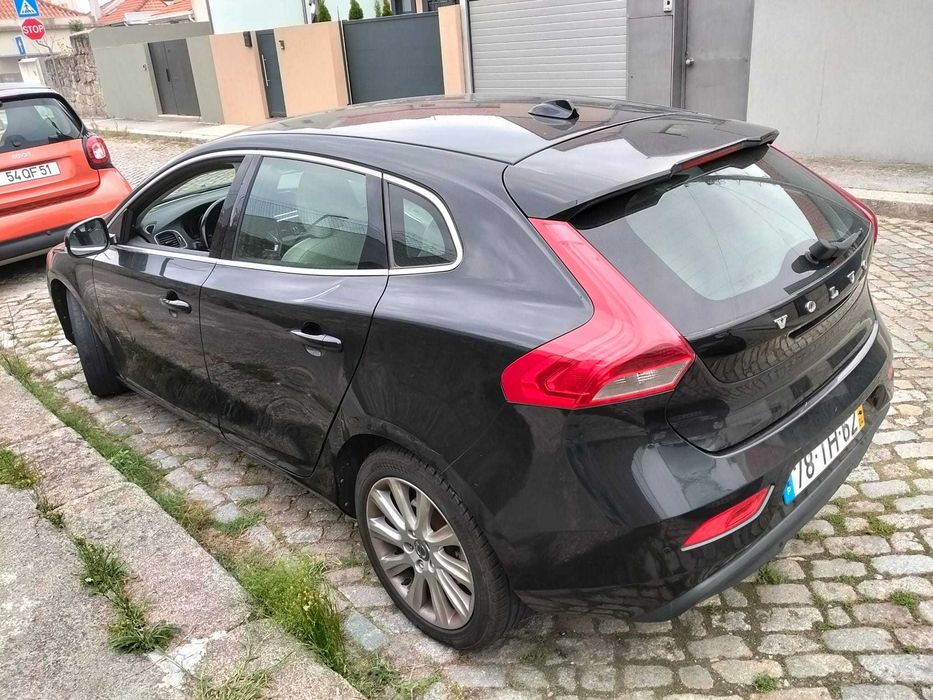 Volvo V40 1.6D (2013) — photo 3
