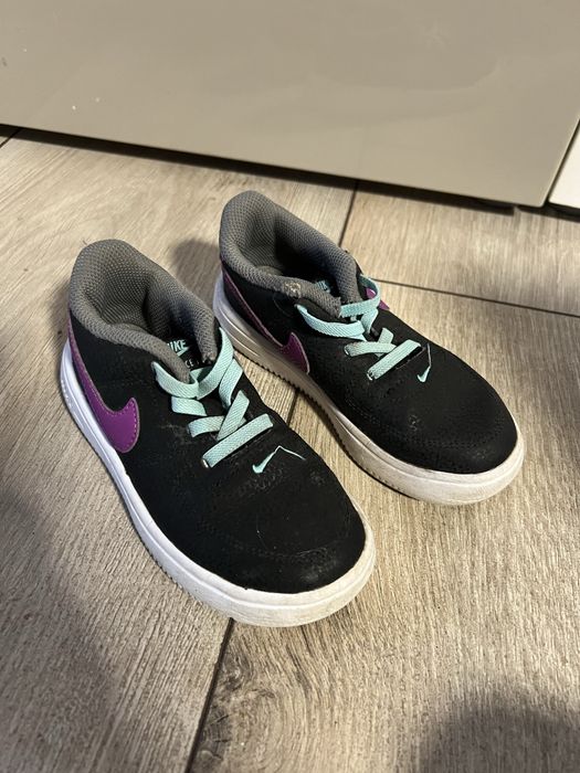 Buty nike 27 dziewczynka rzepy