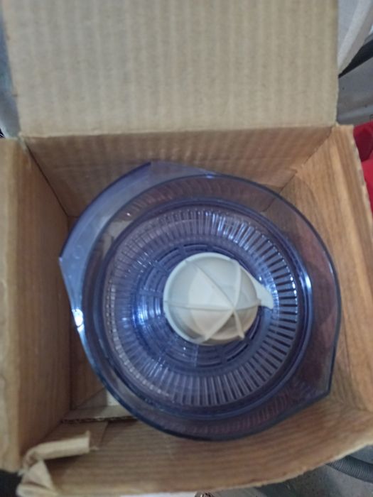 Соковижималку для цитрусових від кухонного комбайна Мрія