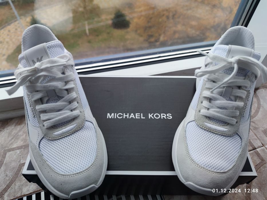 Кросівки Michael Kors