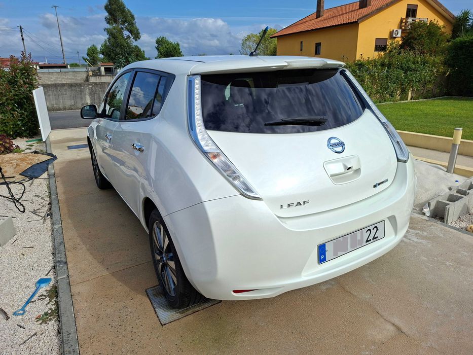 Nissan Leaf Tekna - 2014 24kW - 9 Barras