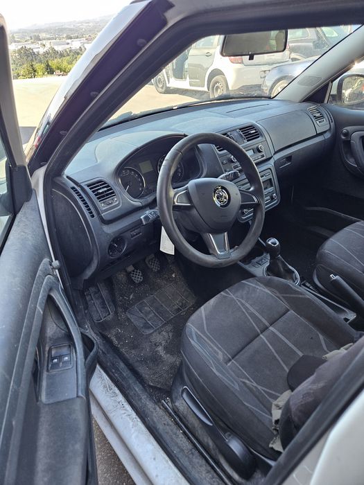 Skoda Fabia 1.6 TDi de 2013 para peças