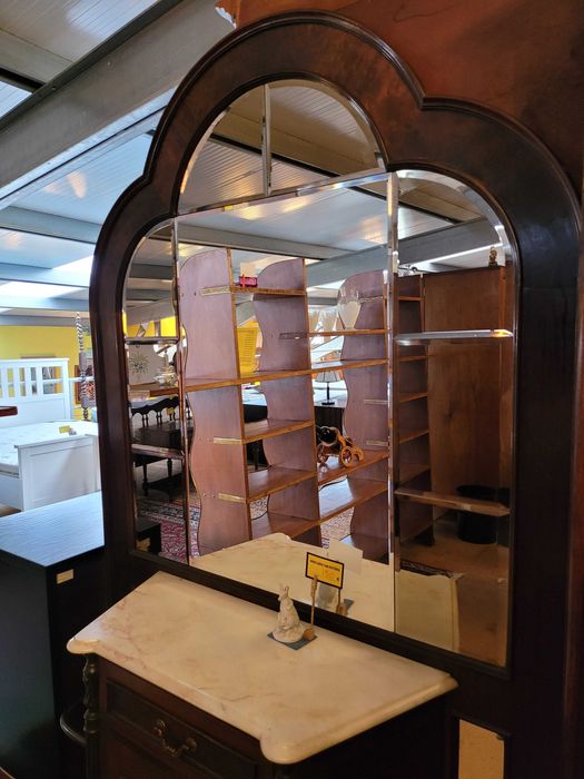 Consola em madeira tampo em pedra e grande espelho - Bom estad