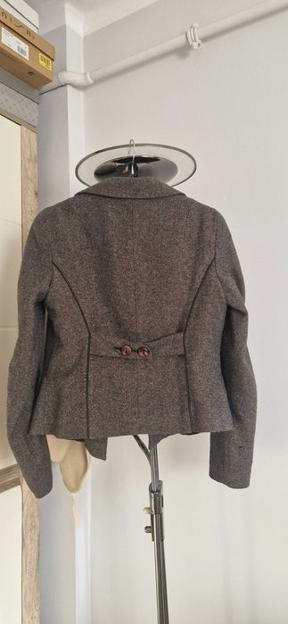 Reserved krótki żakiet rozmiar 38