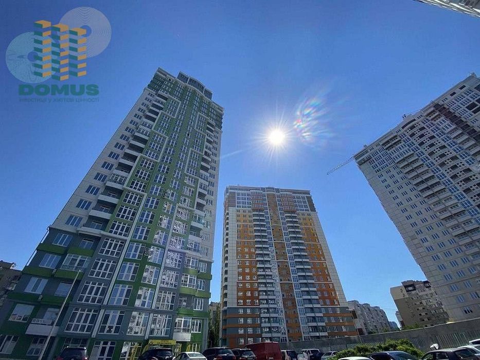 Продам 1 комн ЖК «4 сезона». ул. Гагарина! Панорамное окно!