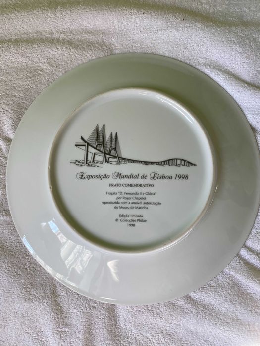Prato de porcelana Comemorativo fragata "D. Fernando II e Glória"