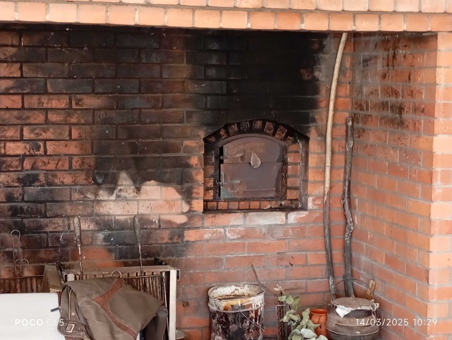 Quinta em sitio idílico e soalheiro. Grande terreno agrícola e rural.