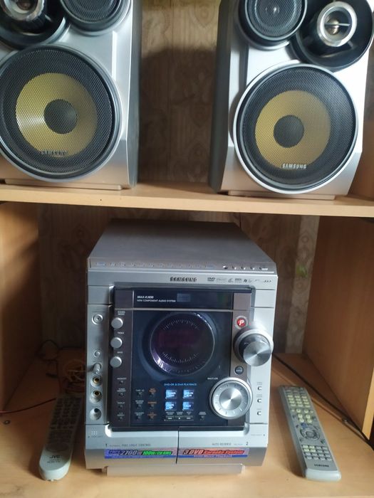 Продам музичний центр Самсунг б/в