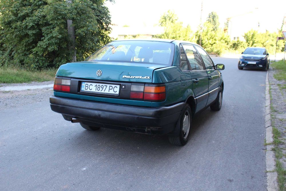 Volkswagen Passat 1993