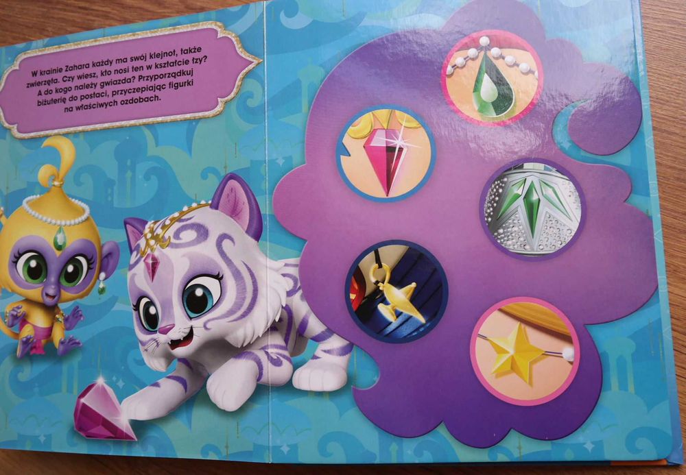 Książka z figurkami shimmer shine