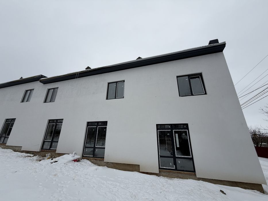 Продаж таунхауса з ремонтом від забудовника! Поруч ТЦ, АТБ, транспорт