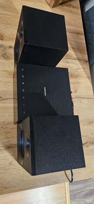 Mini wieża Samsung z bluetooth pilotem MM J320