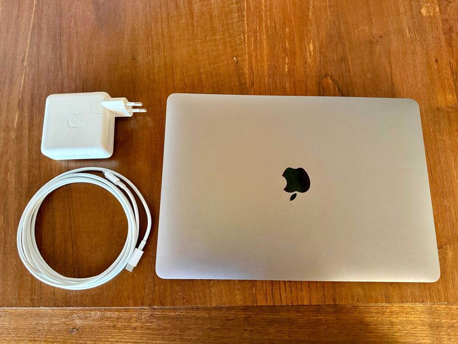 MacBook Pro M2 2022 / 512GB SSD