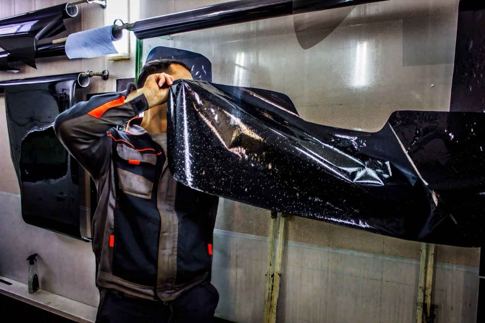 Заміна лобового Бокового Заднього скла, продаж автоскла , тонування