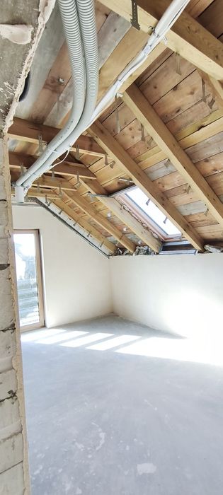 Adaptacja poddasza ,malowanie, szpachlowanie, remonty