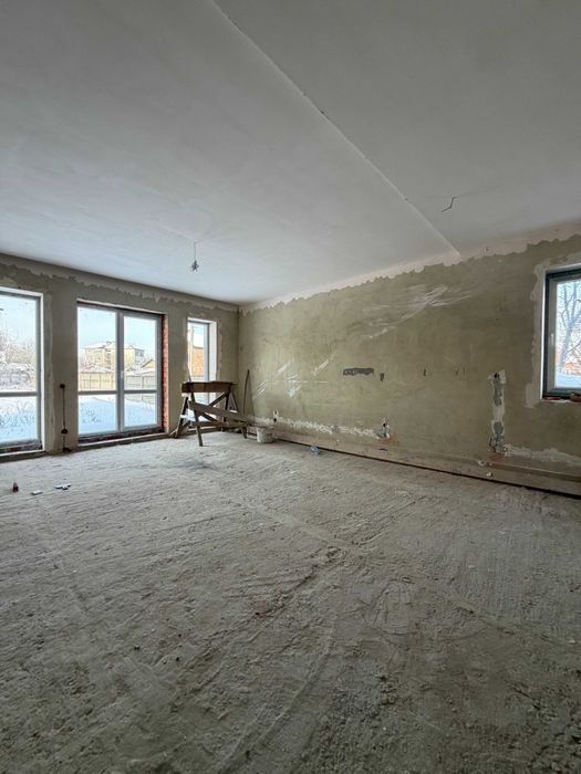 Шикарний Будинок біля Міста готовий до ремонту