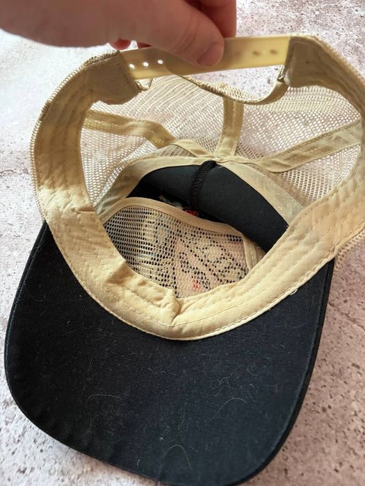 Кепка ed hardy та Stussy