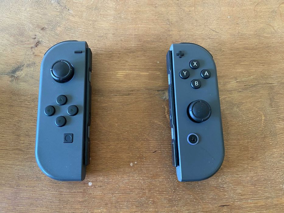 Nintendo Switch (LCD 2019) + 3 jogos + acessórios + caixa