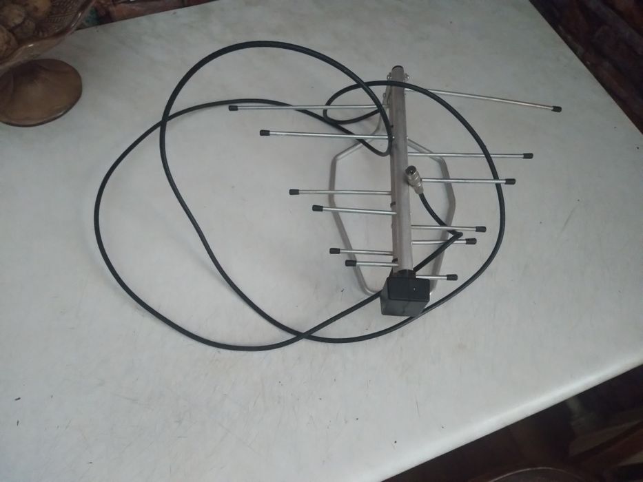 Продам антена кимнатна