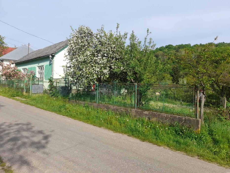 Продається приватизований житловий будинок