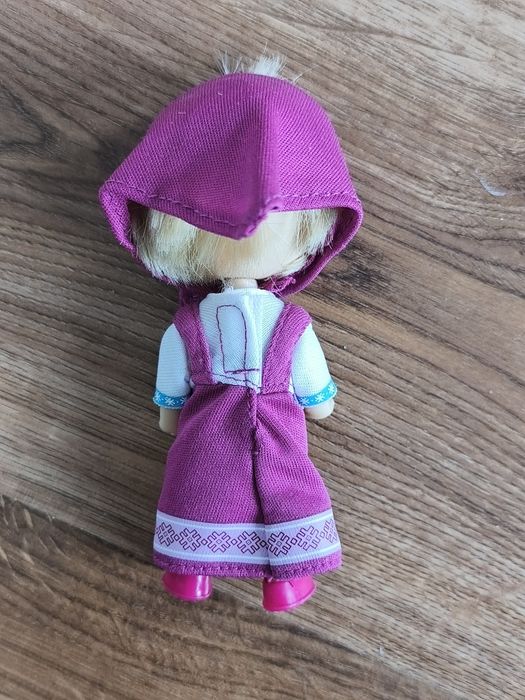 Lalka Masza na rowerze, z bajki Masza i Niedźwiedź