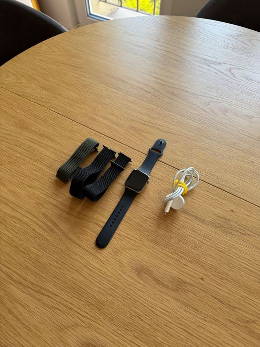 Apple Watch Series 6 44mm GPS+Cellular | złoty | stalowy