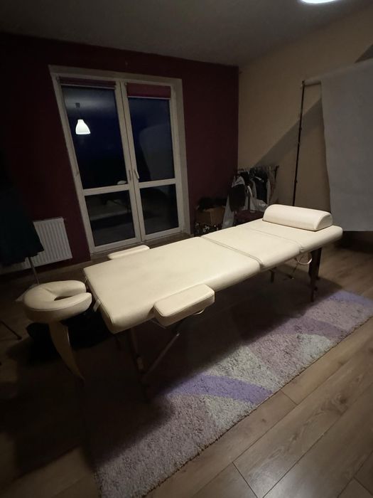 Stół kosmetyczny do masażu