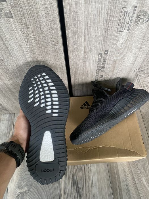 NOWE BUTY YEEZY 350 Czarne Szare Adidas rozmiar: 42