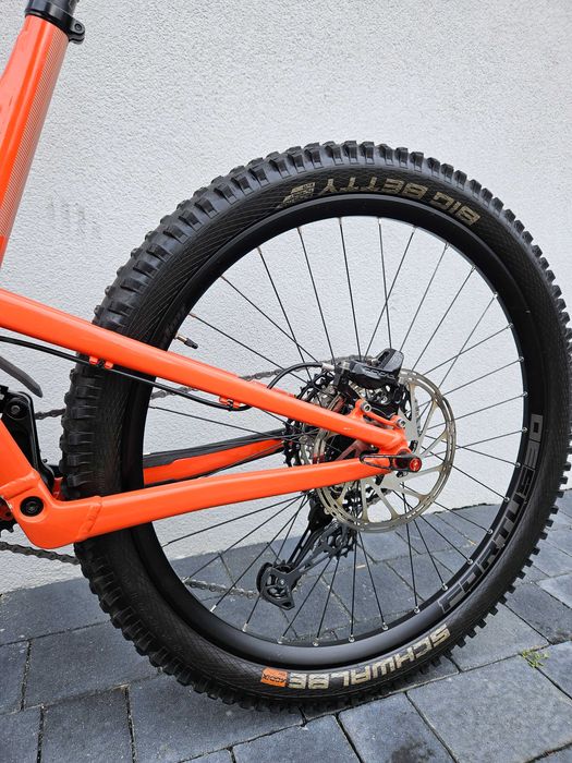 Santa Cruz Nomad V4 2018r. L 27,5" enduro Rock Shox