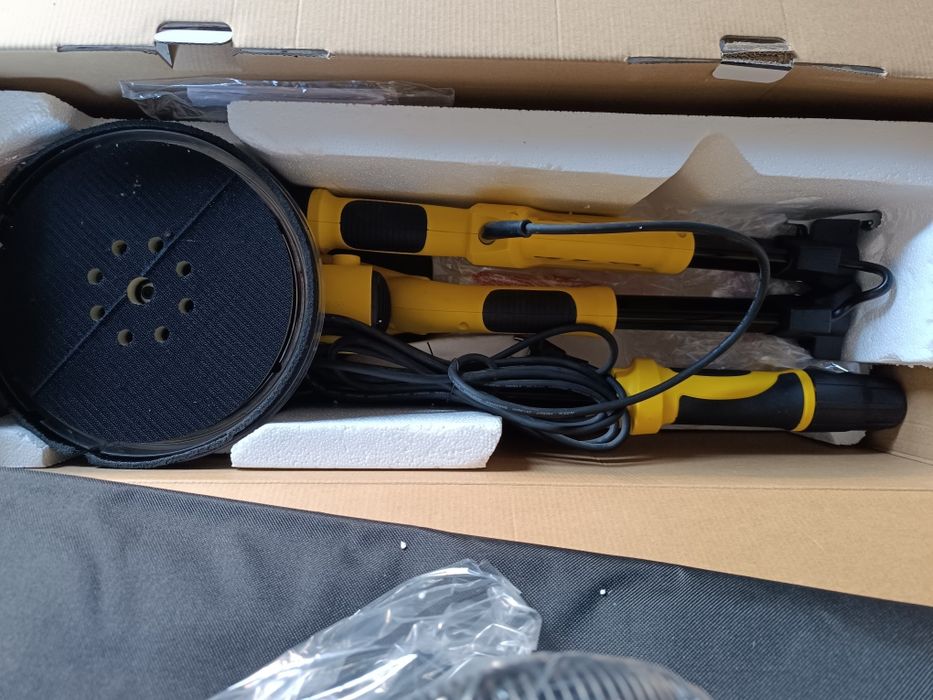 Lixadora de Parede e Teto (Girafa) Stanley Fatmax 750W
