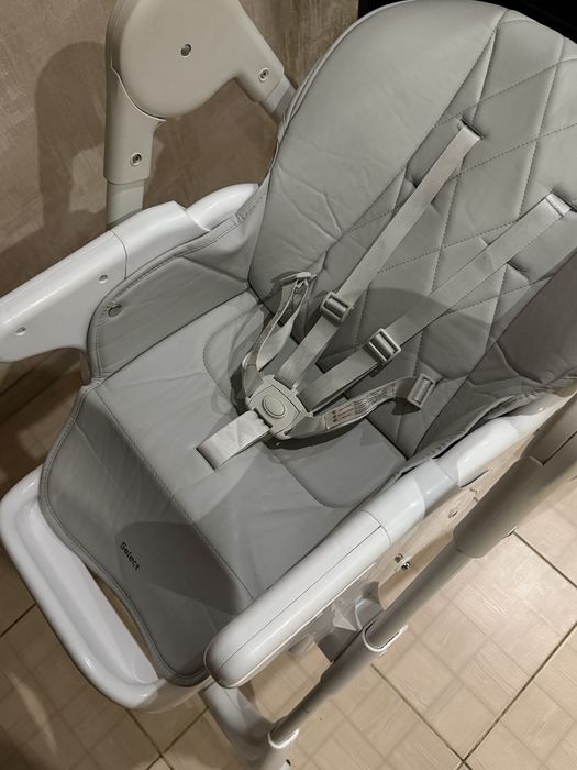 Стільчик для годування Carrello