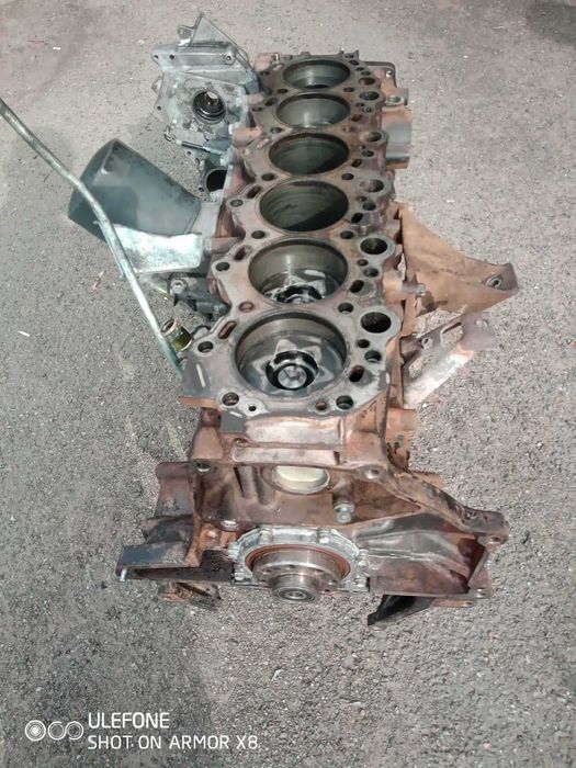 Тойота Ленд Крузер 100.Блок вал поршни двигатель 4.2  дизель  1HD FTE
